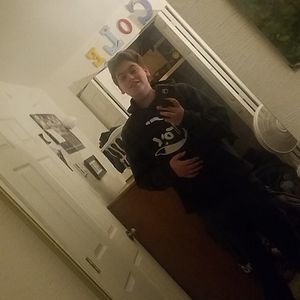 Meet your Posher, Cole